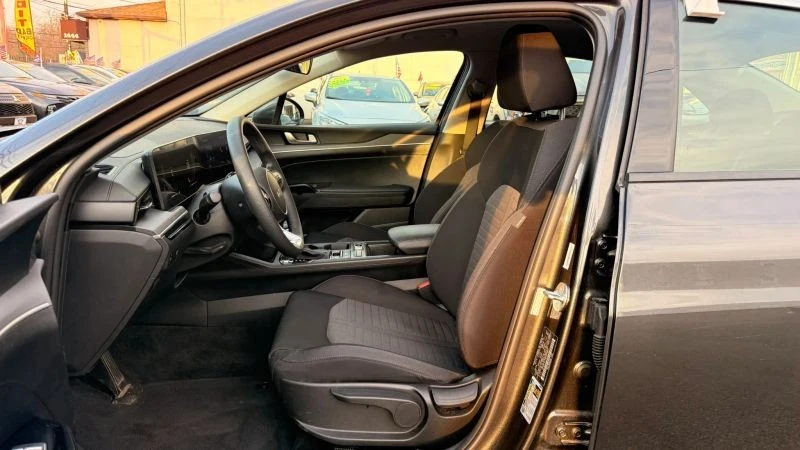 2025 Kia Optima/K5 - Image 12 of 12