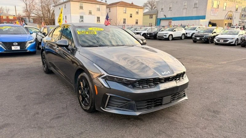 2025 Kia Optima/K5 - Image 2 of 12