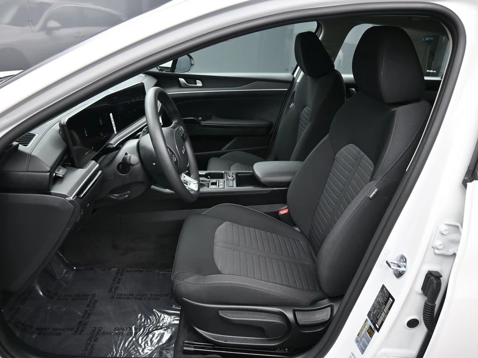 2025 Kia Optima/K5 - Image 18 of 21