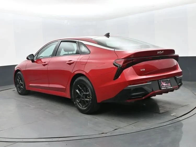 2025 Kia Optima/K5 - Image 9 of 12