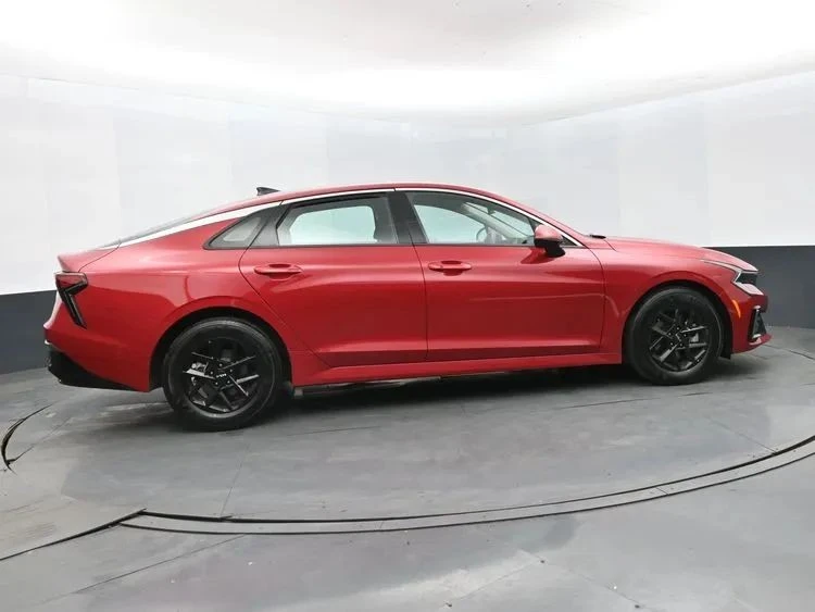 2025 Kia Optima/K5 - Image 4 of 12
