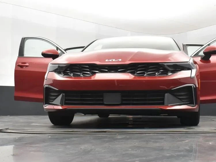2025 Kia Optima/K5 - Image 11 of 12