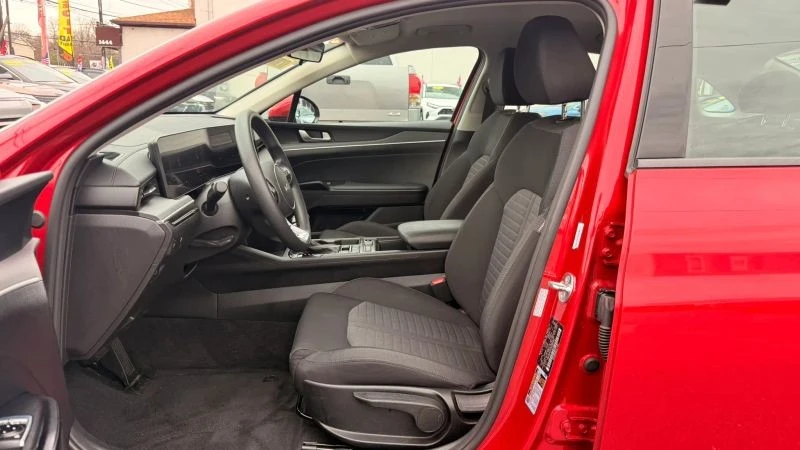 2025 Kia Optima/K5 - Image 12 of 12