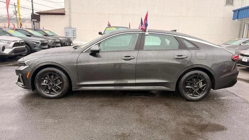 2025 Kia Optima/K5 - Image 10 of 12