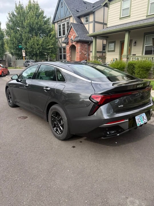 2025 Kia Optima/K5 - Image 4 of 15