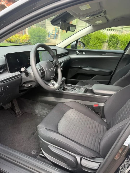 2025 Kia Optima/K5 - Image 9 of 15