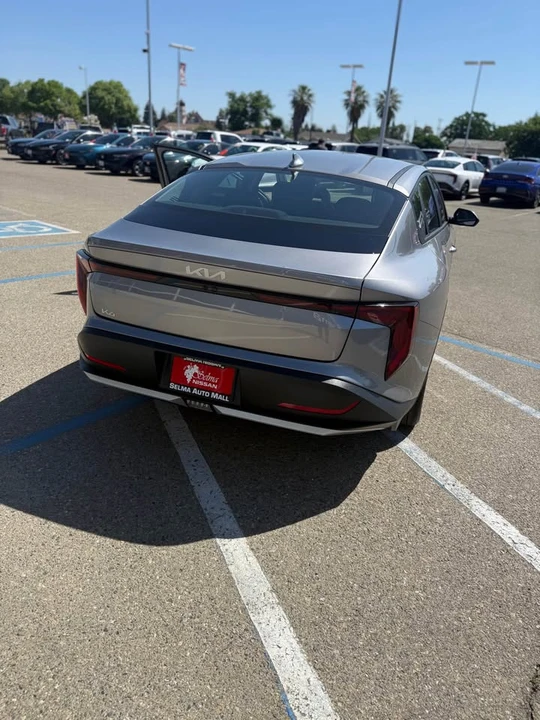 2025 Kia K4 - Image 4 of 8