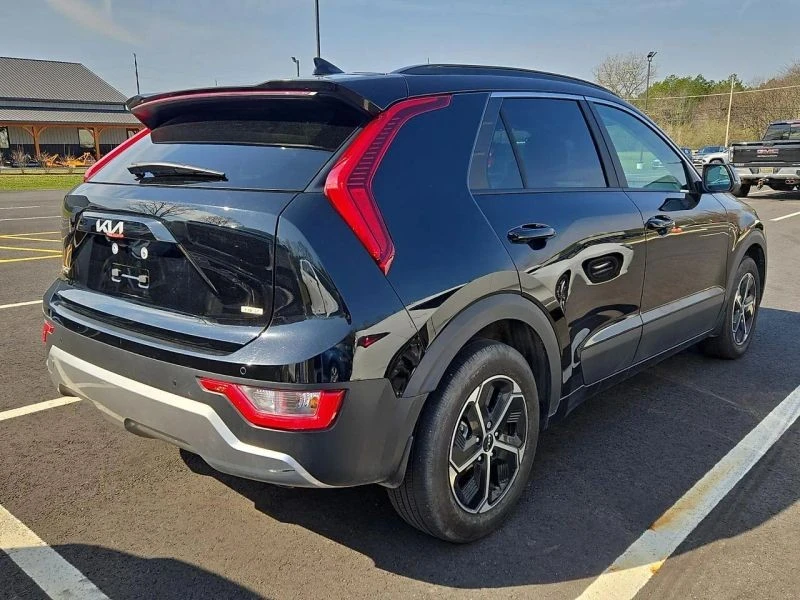 2025 Kia Niro - Image 4 of 4