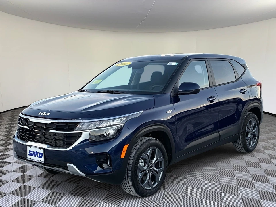 2025 Kia Seltos - Image 3 of 21