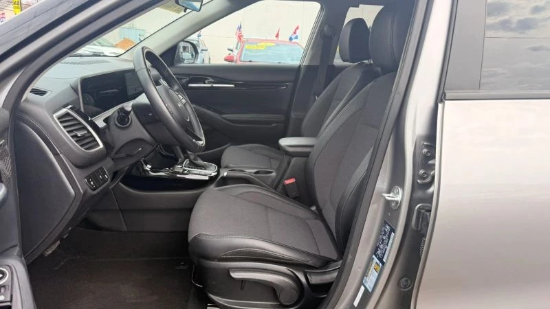 2025 Kia Seltos - Image 12 of 12