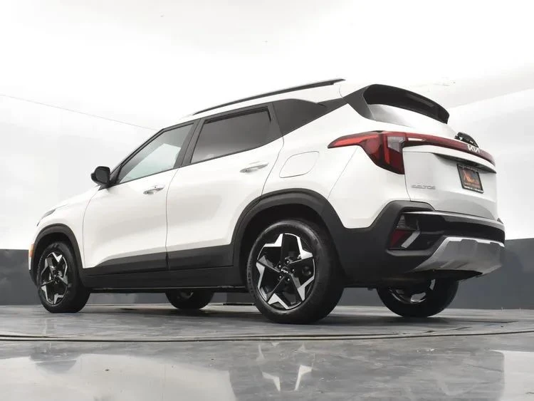 2025 Kia Seltos - Image 12 of 12