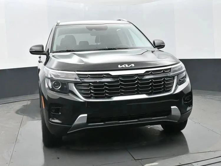 2025 Kia Seltos - Image 3 of 12