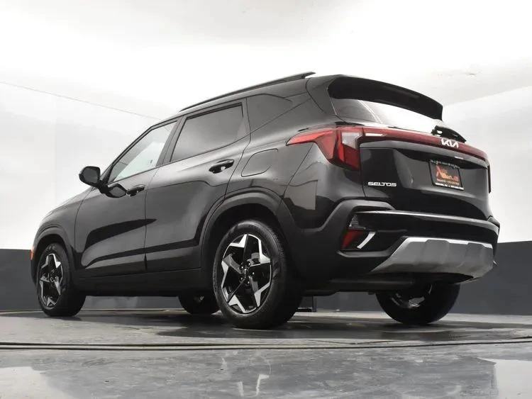 2025 Kia Seltos - Image 12 of 12
