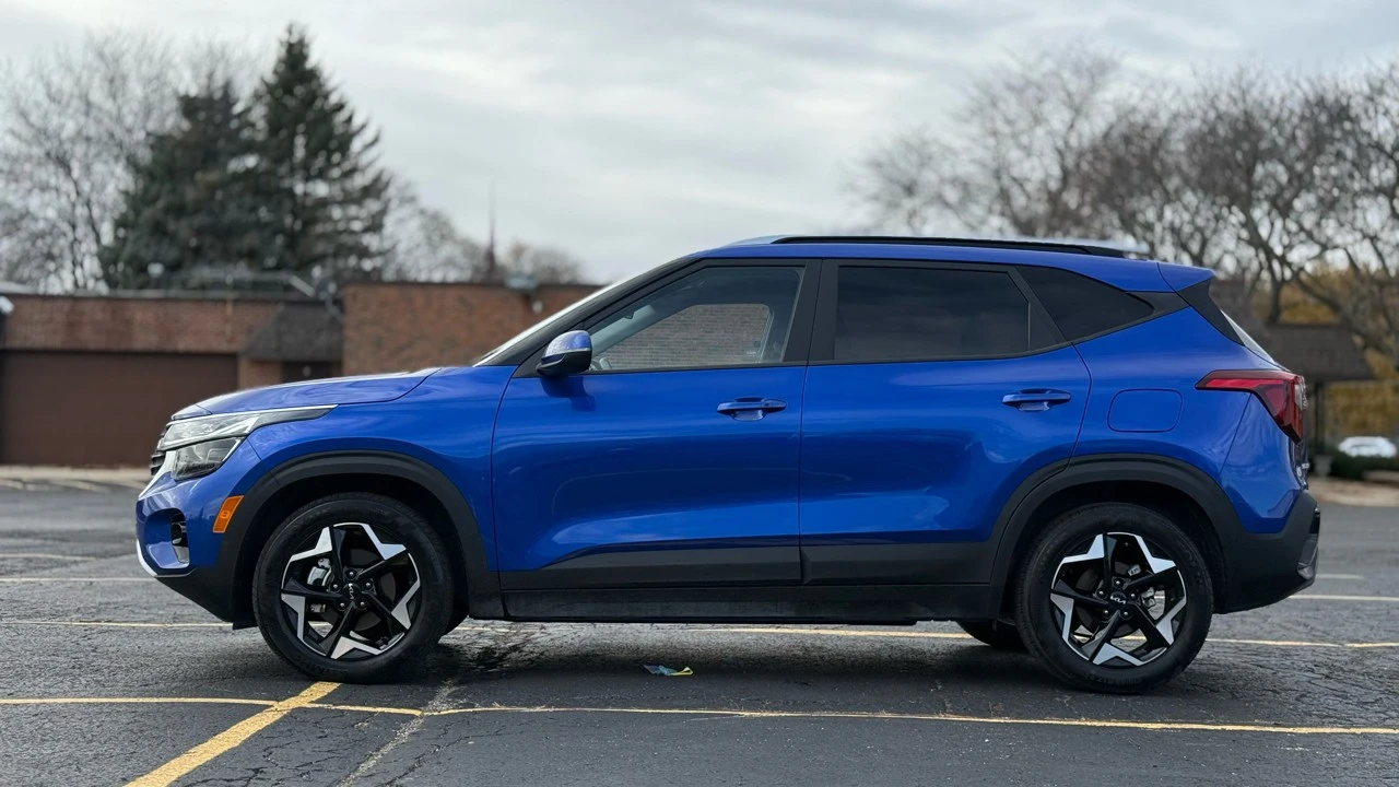 2025 Kia Seltos - Image 4 of 21