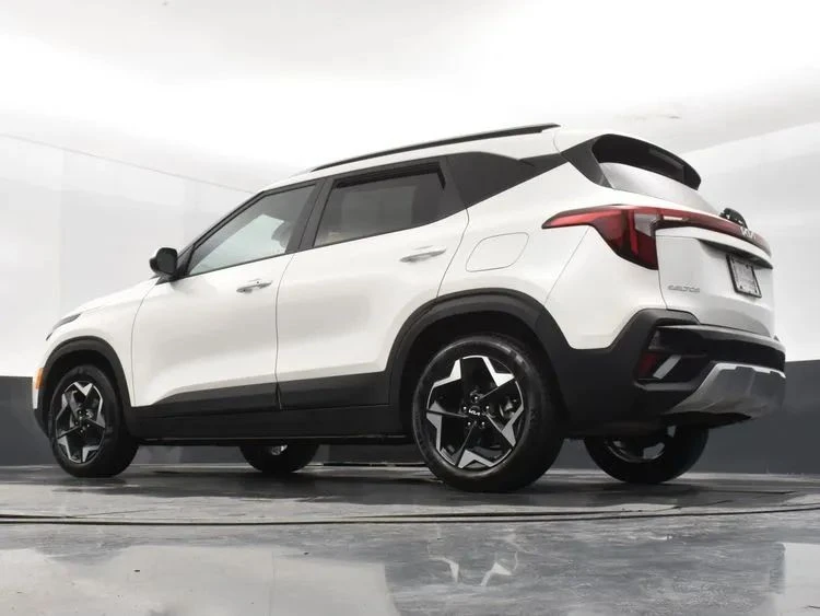 2025 Kia Seltos - Image 12 of 12