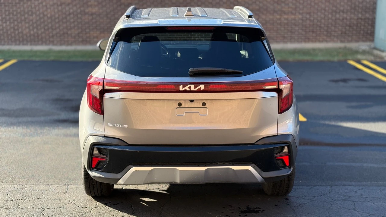 2025 Kia Seltos - Image 6 of 21