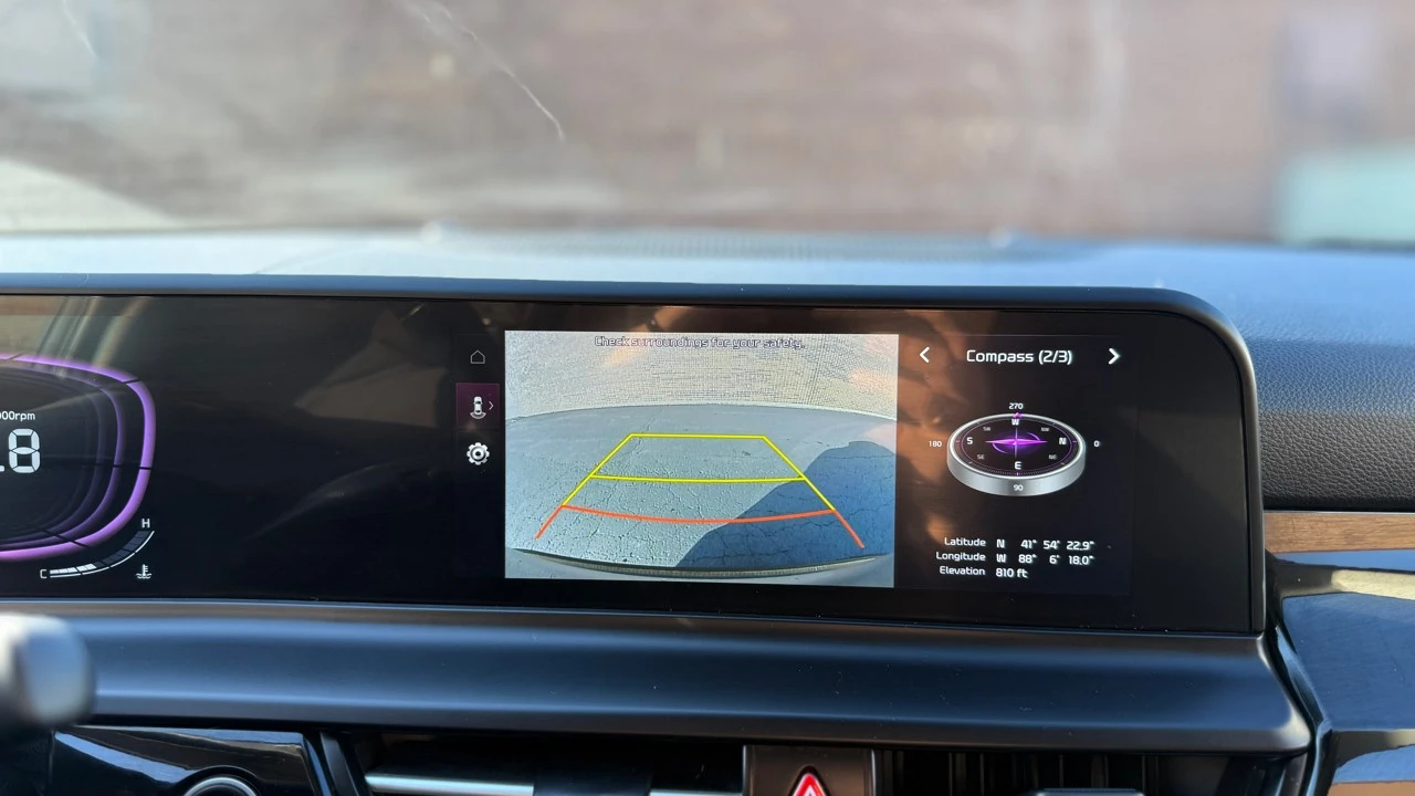 2025 Kia Seltos - Image 17 of 21