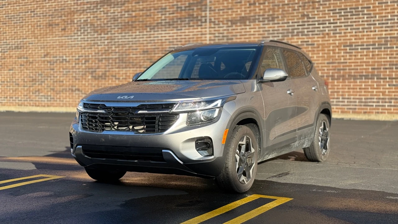 2025 Kia Seltos - Image 3 of 21