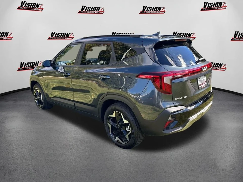 2025 Kia Seltos - Image 7 of 12