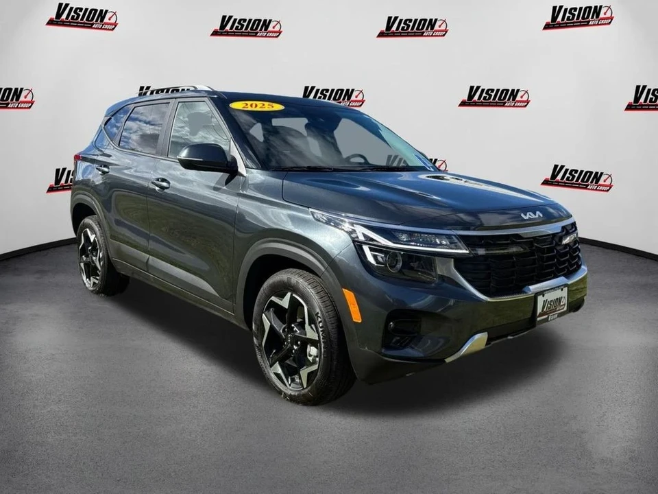 2025 Kia Seltos - Image 3 of 12