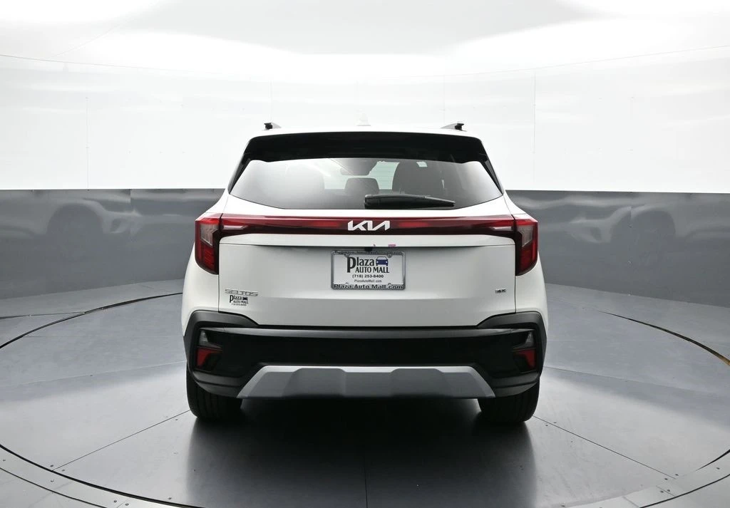 2025 Kia Seltos - Image 7 of 12