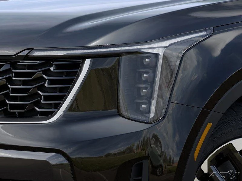 2025 Kia Sorento - Image 10 of 12