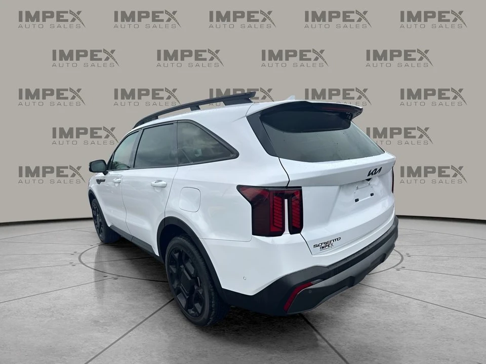 2025 Kia Sorento - Image 3 of 12