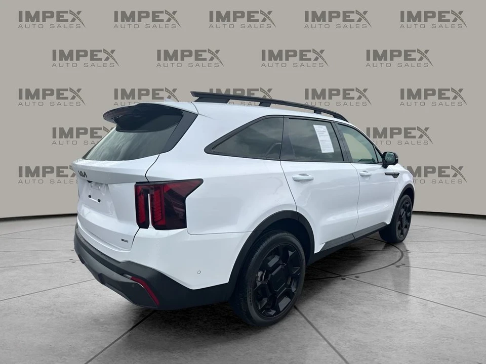 2025 Kia Sorento - Image 5 of 12