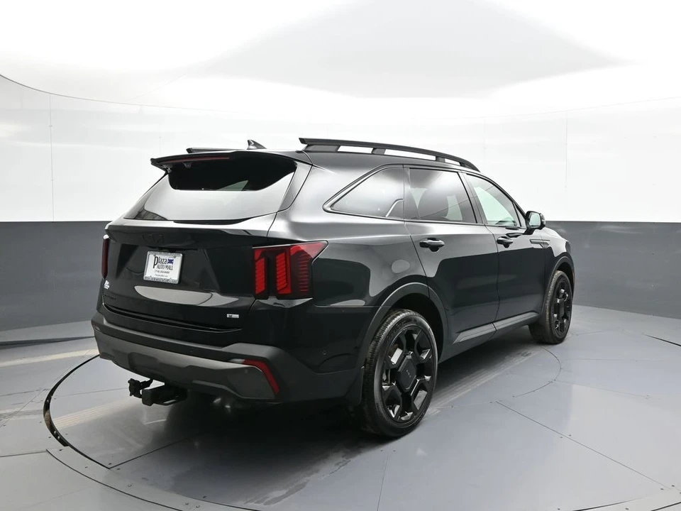 2025 Kia Sorento - Image 6 of 21