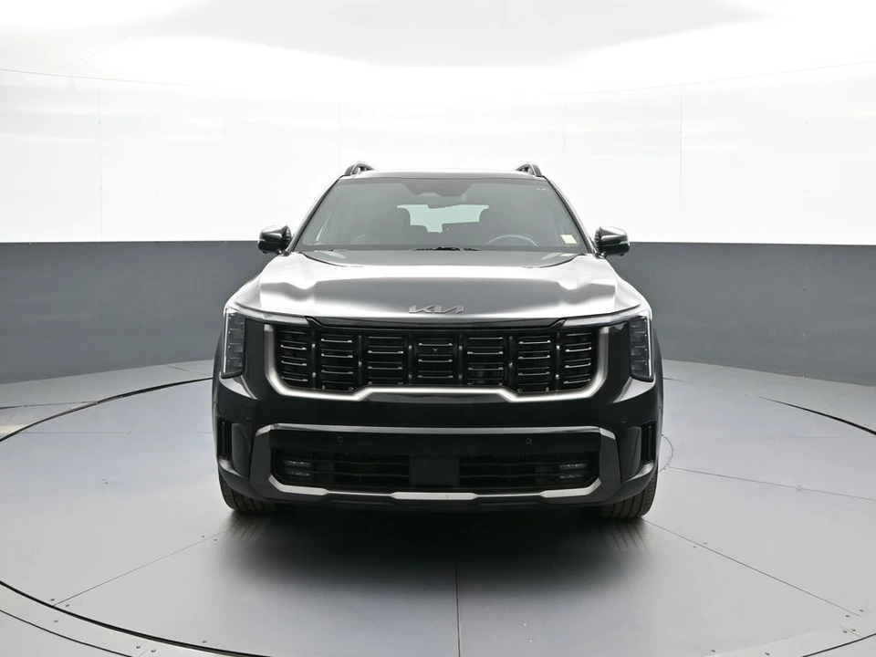2025 Kia Sorento - Image 2 of 21