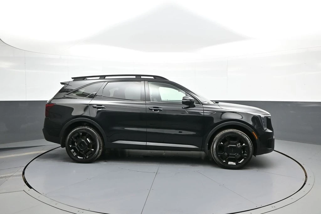 2025 Kia Sorento - Image 5 of 21