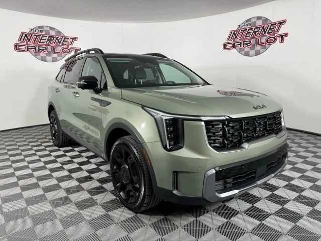 2025 Kia Sorento - Image 9 of 12