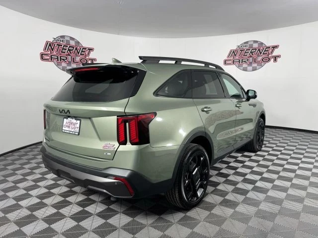 2025 Kia Sorento - Image 7 of 12