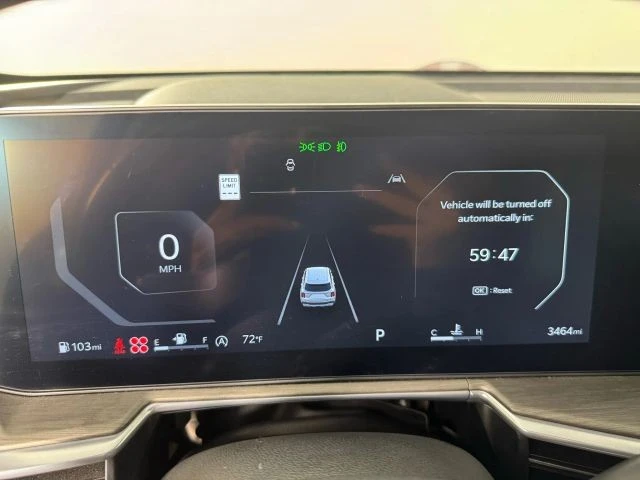 2025 Kia Sorento - Image 14 of 21