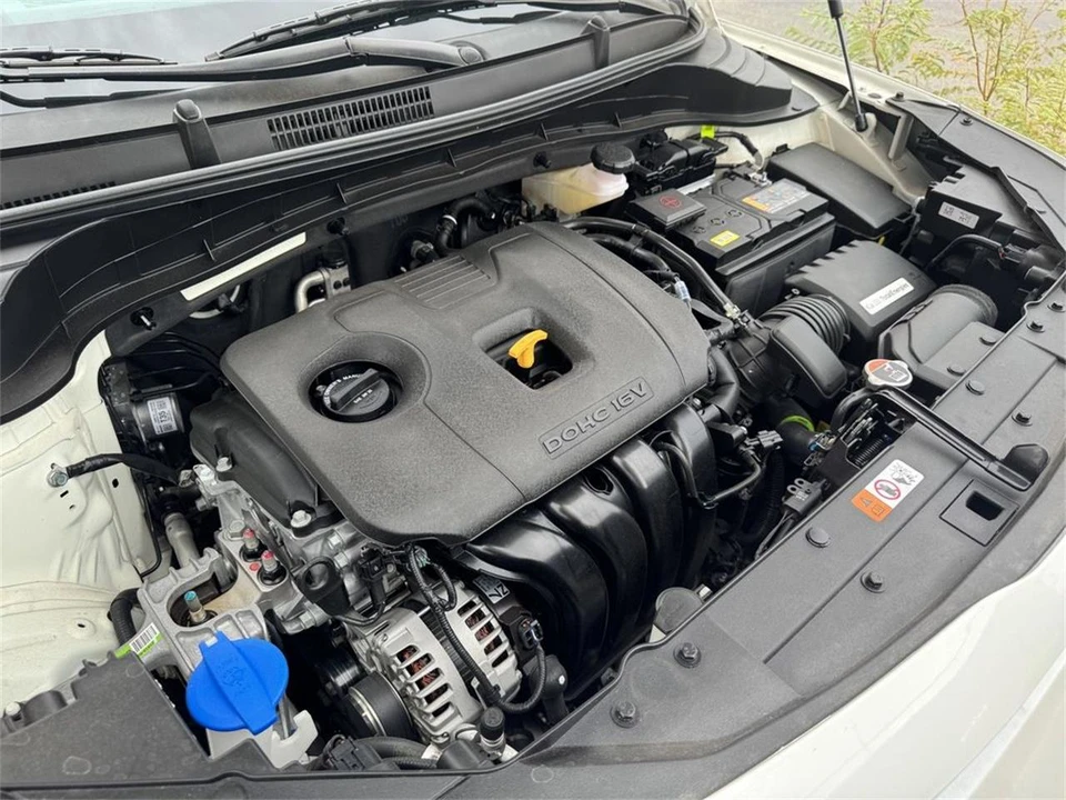 2025 Kia Soul - Image 15 of 16