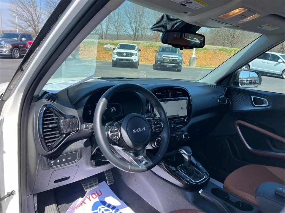 2025 Kia Soul - Image 30 of 31