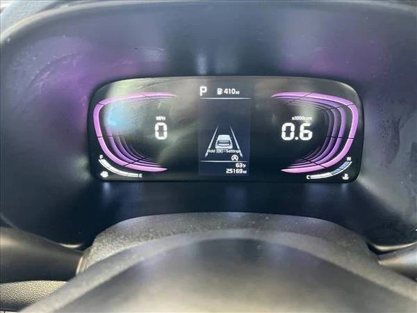 2025 Kia Soul - Image 15 of 21