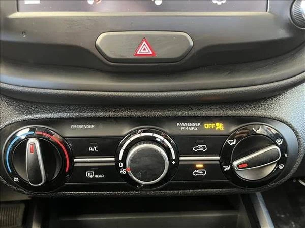 2025 Kia Soul - Image 16 of 21