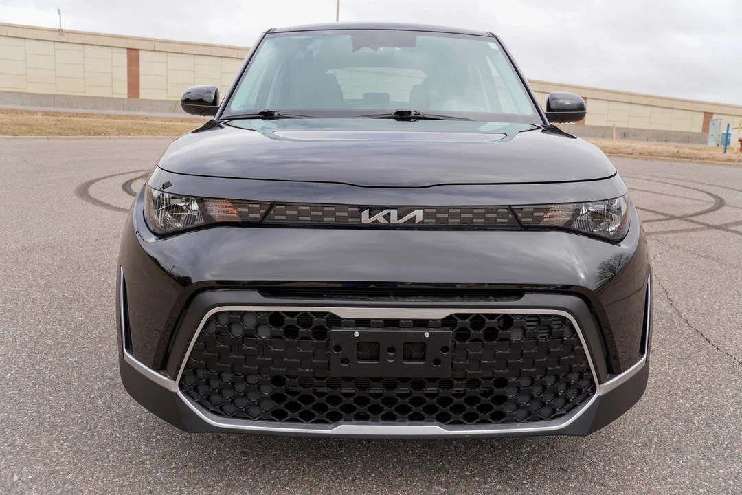 2025 Kia Soul - Image 9 of 21