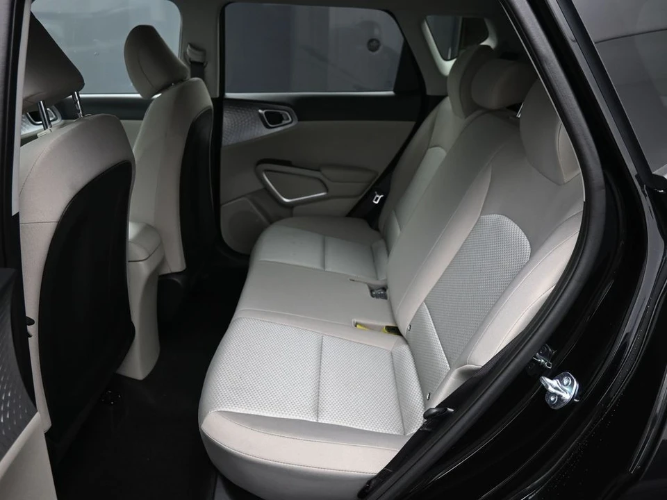 2025 Kia Soul - Image 20 of 21