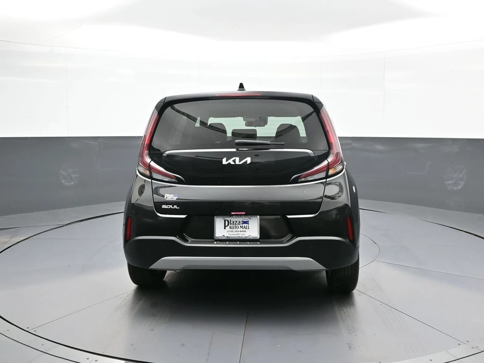 2025 Kia Soul - Image 7 of 21