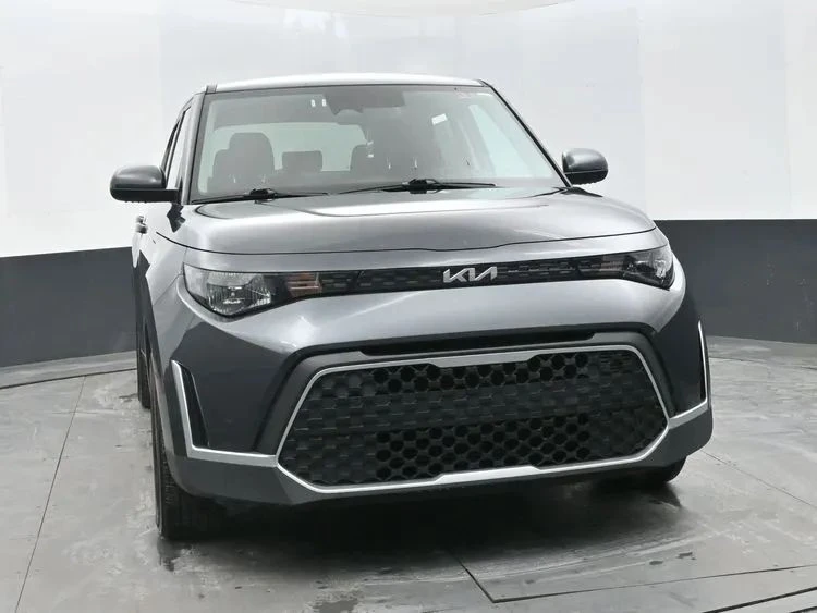 2025 Kia Soul - Image 3 of 12