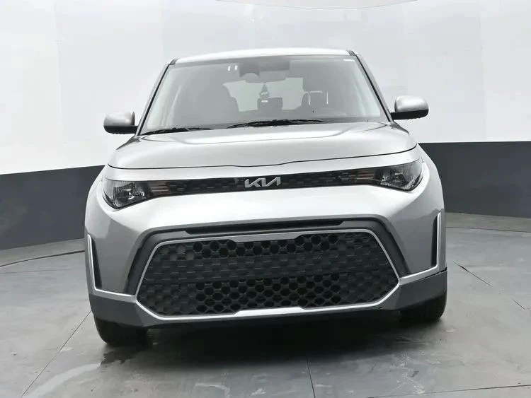 2025 Kia Soul - Image 3 of 12