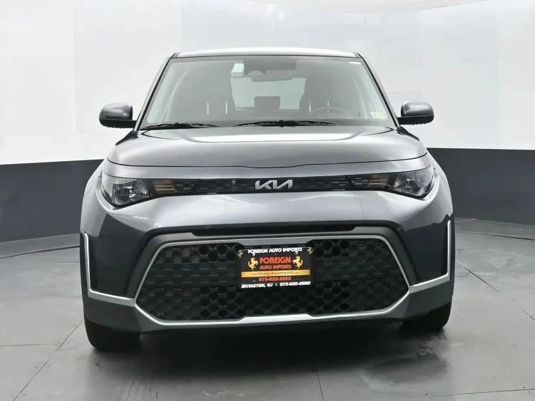 2025 Kia Soul - Image 3 of 12