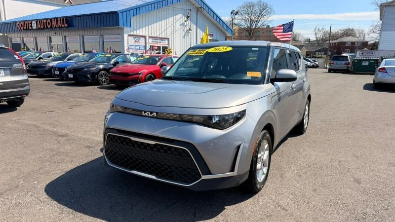 2025 Kia Soul - Image 4 of 12
