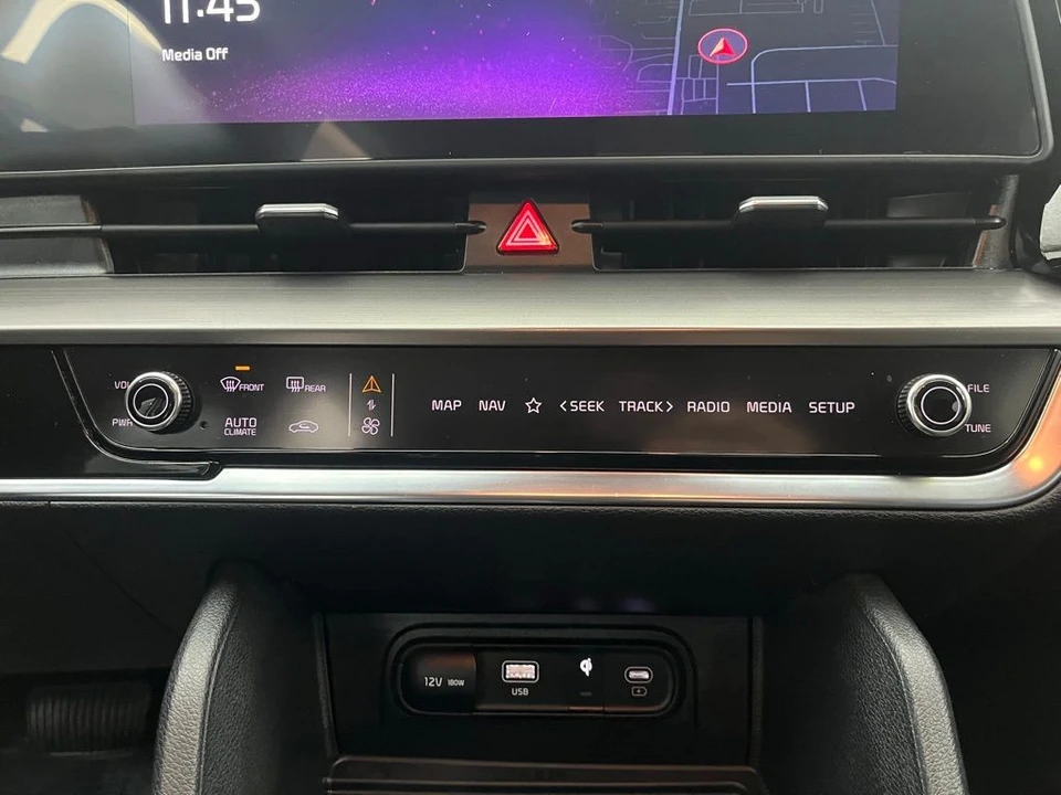 2025 Kia Sportage - Image 4 of 12