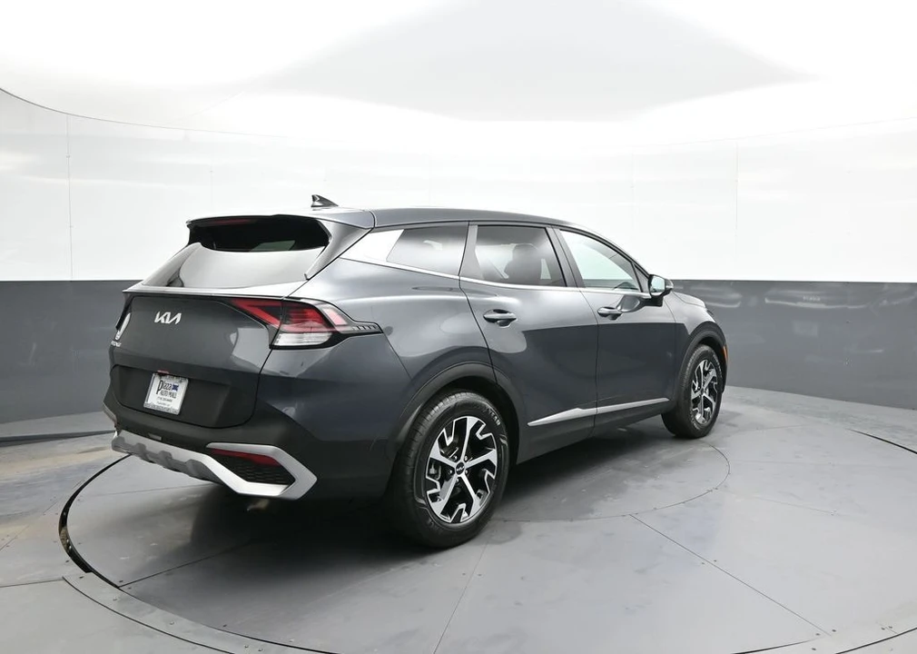 2025 Kia Sportage - Image 6 of 12
