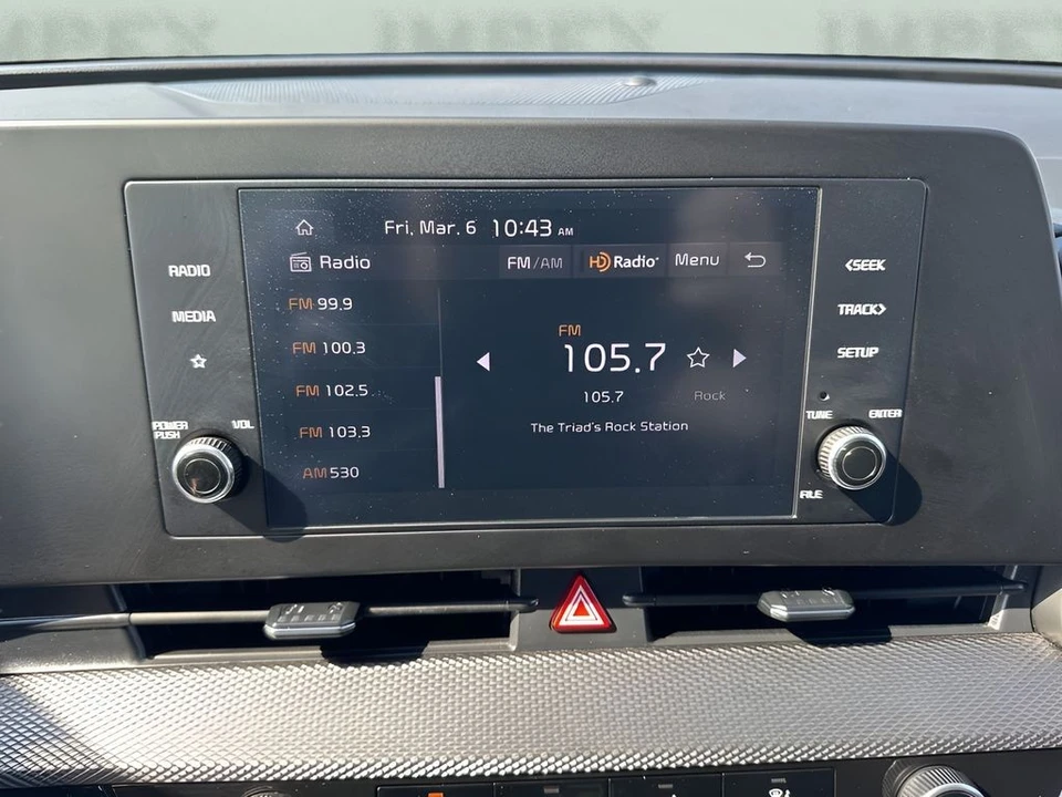 2025 Kia Sportage - Image 16 of 21