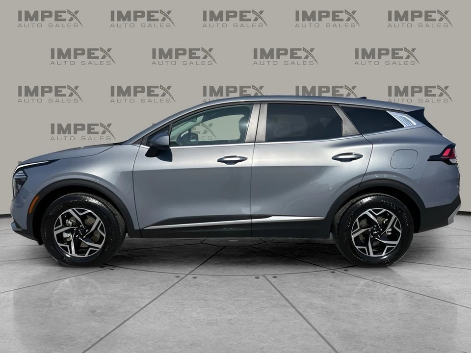 2025 Kia Sportage - Image 2 of 21