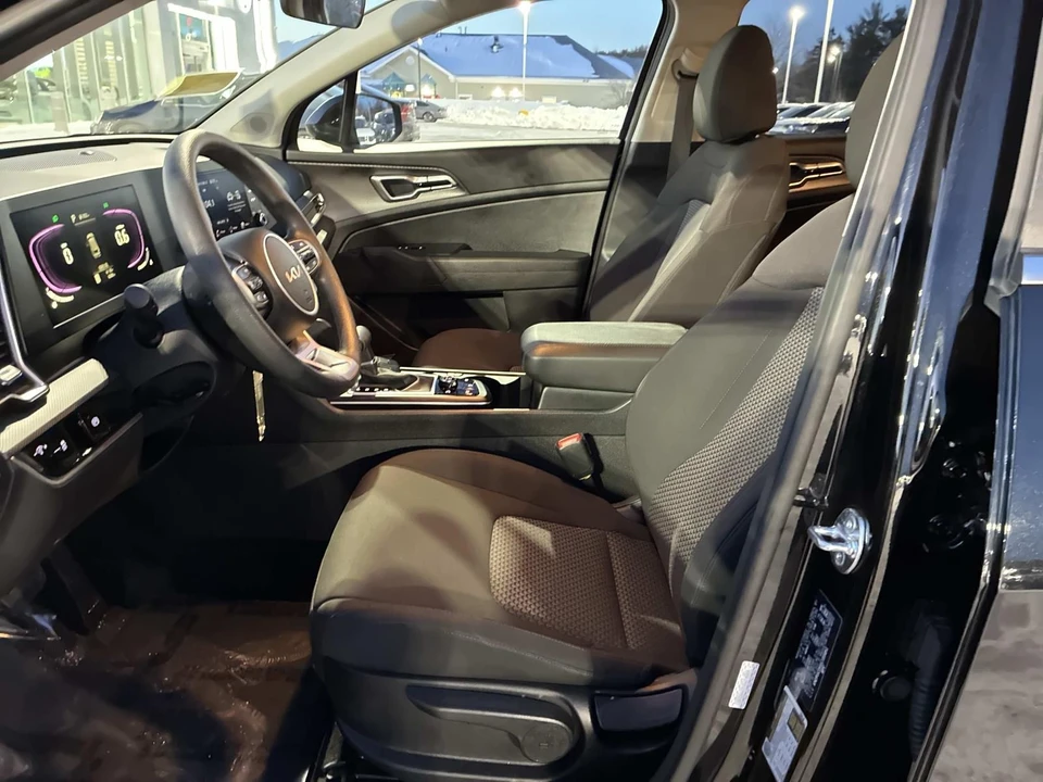 2025 Kia Sportage - Image 21 of 21
